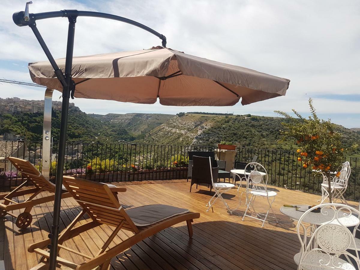 Reusuite Ragusa Bagian luar foto